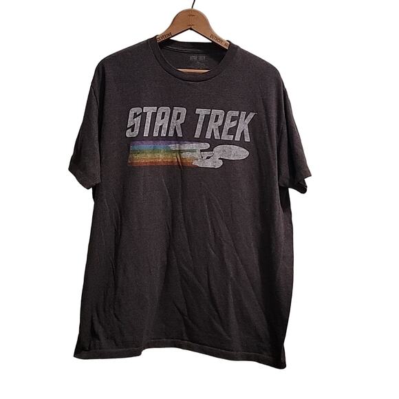 STAR TREK Featuring the Starship Enterprise  Rainbow Warp Speed Graphic - Picture 1 of 4